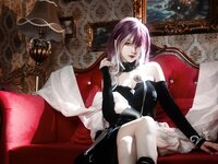 [Cosplay] Feng Mian 风眠眠 - People painting Celine 狄斯众生绘 瑟琳