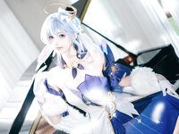 [Cosplay] Honoka 花兮 - Robin 知更鸟