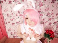 [Cosplay] Miyano & Airi Yamada 山田愛莉 - Rem And Ram's Cute Little Room レムとラムの可愛い小部屋