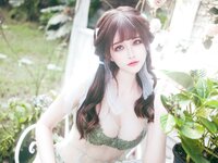 [Cosplay] 鹿八岁 - 小鹿的秘密花园