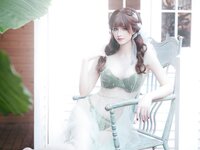 [Cosplay] 鹿八岁 - 小鹿的秘密花园