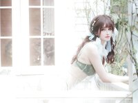 [Cosplay] 鹿八岁 - 小鹿的秘密花园