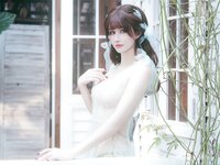 [Cosplay] 鹿八岁 - 小鹿的秘密花园