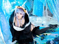 [Cosplay] LoLiSAMA 洛璃 - Swimsuit Lily 水着莉莉丝