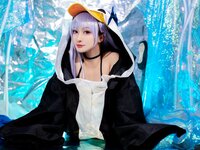 [Cosplay] LoLiSAMA 洛璃 - Swimsuit Lily 水着莉莉丝
