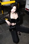 [Cosplay] 杨晨晨 - 黑色牛仔裤
