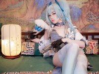 [Cosplay] G44 不会受伤 - PA-15 Delphinium charm cheongsam 翠雀媚旗袍