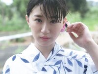 [Photobook] 2020.11.25 上西怜ファースト写真集 『水の温度』