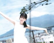 [Photobook] 2020.11.25 上西怜ファースト写真集 『水の温度』