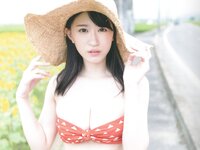 [Photobook] 2020.11.25 上西怜ファースト写真集 『水の温度』
