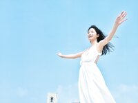 [Photobook] 2025.01.21 乃木坂46 五百城茉央1st写真集「未来の作り方」