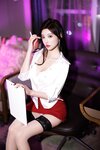 [Cosplay] 杨晨晨 - 红色短裙