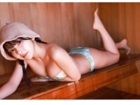 [Photobook] 1月の旬撮ガール・十味 冬の汗だく逃避行