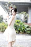 [Cosplay] 杨晨晨 - 浅色露肩连衣短