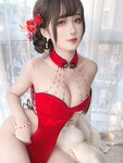 [Cosplay] 三度 69 - 红丝绒旗袍