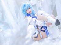 [Cosplay] Abaorabbit 阿包也是兔娘 - Coronation Picture Eula 加冕图 优菈