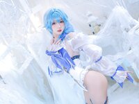 [Cosplay] Abaorabbit 阿包也是兔娘 - Coronation Picture Eula 加冕图 优菈