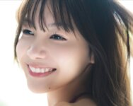 FLASHデジタル写真集 吉澤遥奈『マーメイドに恋をした』