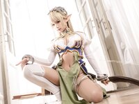 [Cosplay] Chun Momo 蠢沫沫 - The first villager 第一村人