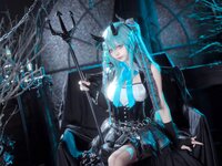 [Cosplay] 艾西 aiwest - 初音小恶魔