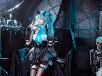[Cosplay] 艾西 aiwest - 初音小恶魔