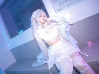 [Cosplay] Chun Momo 蠢沫沫 - Blue Light 水色
