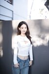 [Cosplay] 唐安琪 户外牛仔裤写真