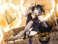 [Cosplay] 屿鱼 - 金装猫猫头