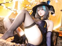 [Cosplay] 屿鱼 - 金装猫猫头