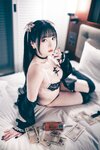 [Cosplay] 霜月 shimo - 2025年01月Patreon订阅