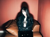 Haivia Zia (지아) - Interview
