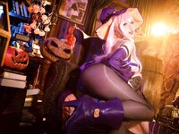 [Cosplay] 贞子蜜桃 - 碧蓝航线 孟菲斯