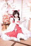 [Cosplay] Poppa Chan - Reimu Hakurei