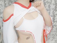 [Cosplay] 小容仔咕咕咕 - 巫女系列 恶灵退散