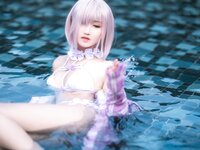 [Cosplay] Sandu 69 三度69 - Mashu Swimsuit 玛修泳装