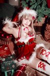[Cosplay] PingPing - Emma Xmas NIKKE