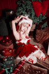 [Cosplay] PingPing - Emma Xmas NIKKE