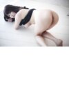 [Photobook] 有岡みう ヌード写真集 〜エッチなセーターを巨乳のお姉さんに着てもらいました〜(ミドルエッチ出版)