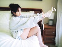 [Photobook] 2025.02.12 乃木坂46 与田祐希３rd写真集 ヨーダ