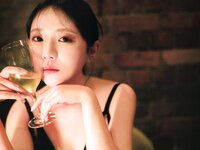 [Photobook] 2025.02.12 乃木坂46 与田祐希３rd写真集 ヨーダ