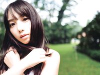 [Photobook] 2017.11.26 乃木坂46 与田祐希ファースト写真集『日向の温度』