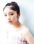 [Photobook] 2017.11.26 乃木坂46 与田祐希ファースト写真集『日向の温度』