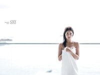 [Photobook] 2024.12.19 山下エミリー1st写真集「SHY」