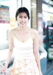 [Photobook] 2024.12.19 山下エミリー1st写真集「SHY」