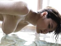 FRIDAYデジタル写真集 花井美理 解禁！Ｈカップ裸身 133ページ超完全版