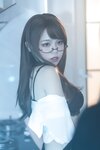 [Cosplay] Qiyuemiaozi 七月喵子 - Kitchen Glasses Girl No.1 厨房眼镜娘1号