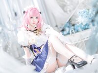 [Cosplay] 大大卷卷小卷 - 崩坏3 爱莉希雅女仆