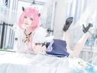 [Cosplay] 大大卷卷小卷 - 崩坏3 爱莉希雅女仆