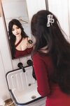 [Cosplay] 雪晴Astra - 红裙黑丝小娇妻