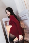 [Cosplay] 雪晴Astra - 红裙黑丝小娇妻
